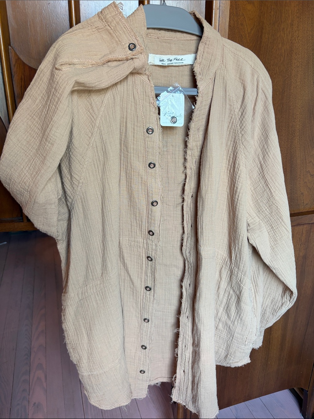 We The Free People Summer Daydream button NWT Small cotton soft beige pockets